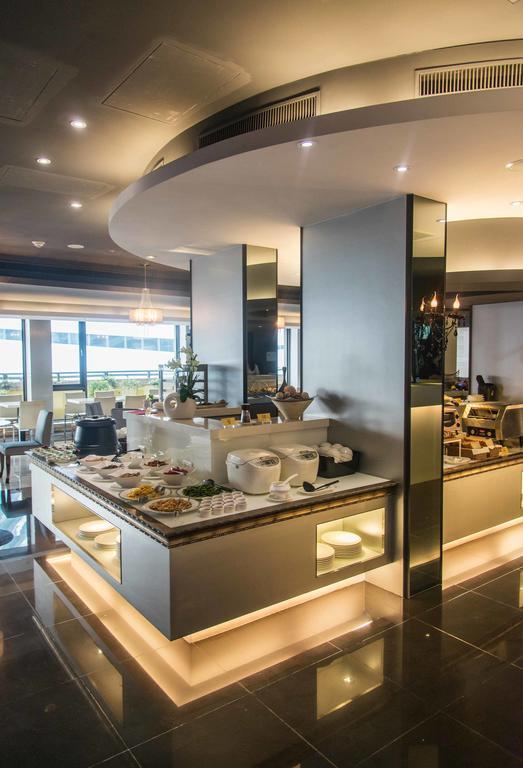 Forward Hotel Taipei Nangang מראה חיצוני תמונה