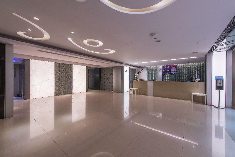Forward Hotel Taipei Nangang מראה חיצוני תמונה